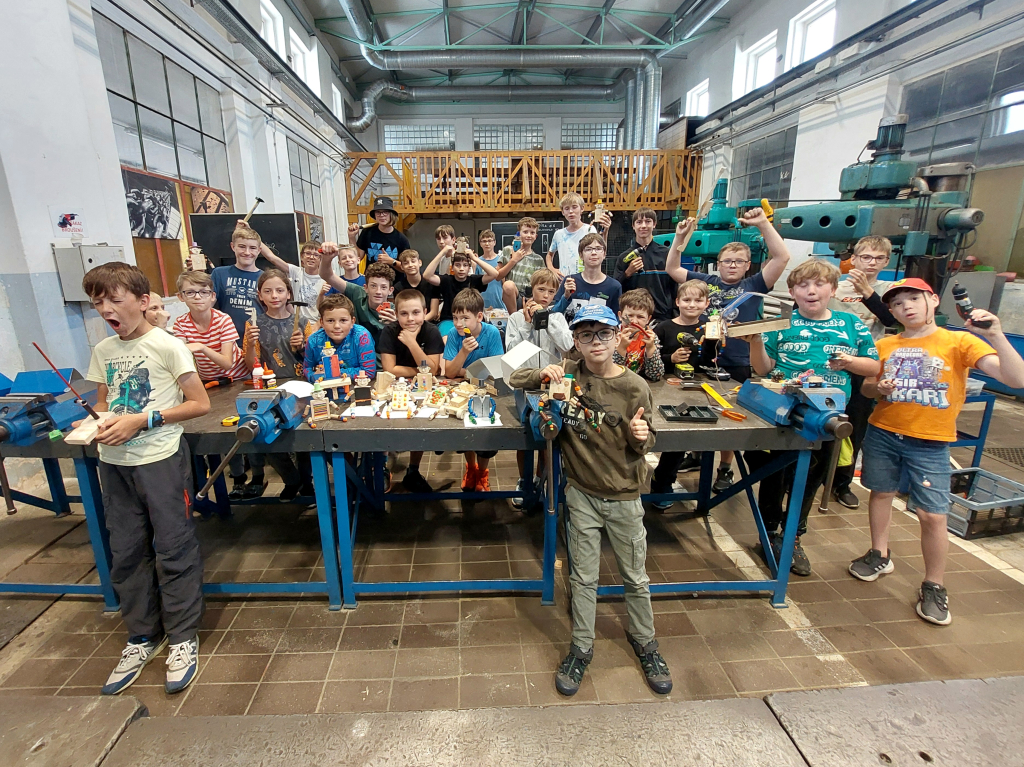 SVĚTEM TECHNIKY ZA PĚT DNÍ!